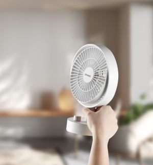 Stolní USB aku ventilátor s oscilací - DOMO DO8151