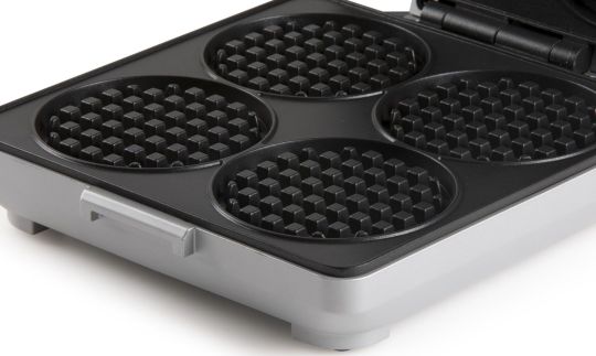 Vaflovač na 4 vafle - DOMO DO9251W, Příkon: 1600 W