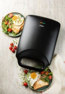 Sendvičovač XXL na 4 sendviče - černý - DOMO DO9296C, Příkon (W) 1800,  povrch bez PFAS