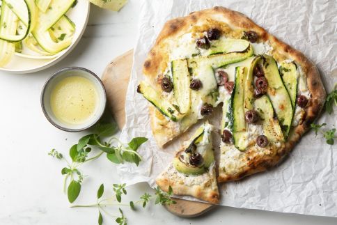 Pizza pec Genius - nerezová, pečící kamen - DOMO DO9289PZ, 1 700 W, až 450°C, časovač