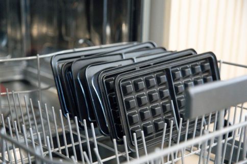 Sendvičovač - Gril - Vaflovač - 3v1 - zelený - DOMO DO9276C, příkon 1 100 W, termostat, zelená barva