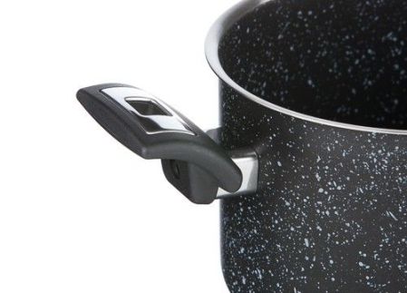 Hrnec BLACK GRANITEC s poklicí, průměr 18 cm, objem 3.0 l