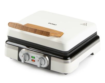 Vaflovač 4x7 s termostatem a časovačem - bílý - DOMO DO9280W, 1 520 W, manuální termostat, časovač, keramický nepřilnavý povrch
