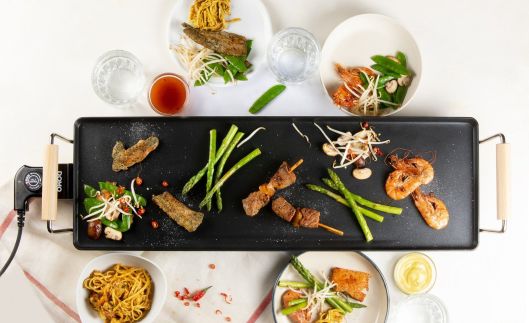 Rodinný gril Teppanyaki - Wood Look - DOMO DO8312TP, Příkon: 1 800 W, Pečící plocha: 70cm x 22 cm