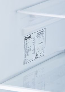 Lednice kombinovaná s mrazákem dole -  DOMO DO91336C , Objem chladničky: 310 l *,  Třída: C