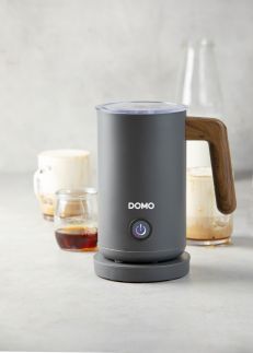 Napěňovač mléka - WOOD YOU - DOMO DO745MF, Příkon: 500 W, STRIX